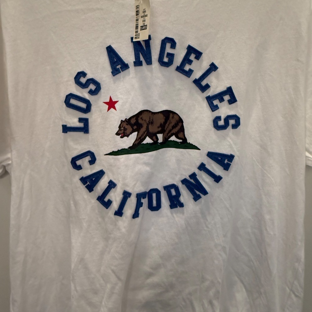 Aeropostale Los Angeles California Bear Appliqué Graphic Tee Size XL - Picture 2 of 8